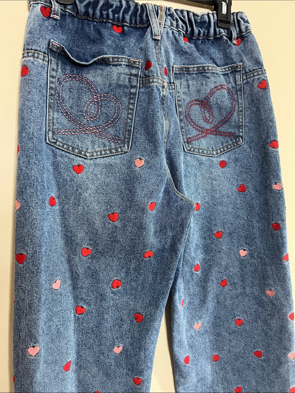 🅾️❤️♥️💗OH Blue Denim Wide-Leg Jeans with Red Heart Print - Picture 7 of 11